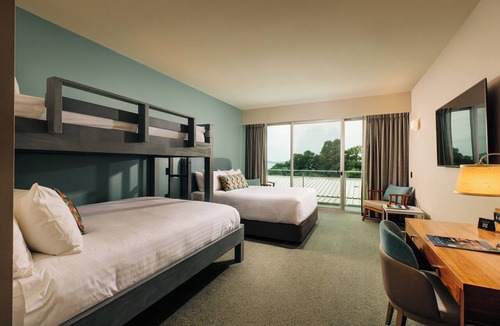 Port Lincoln Hotel | The Port Lincoln Hotel