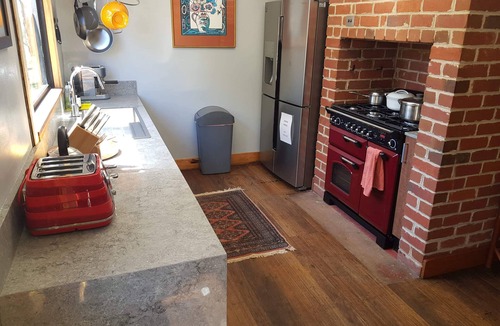Beloka House | "The Quarters" Boutique Snowy Mountains Accommodation
