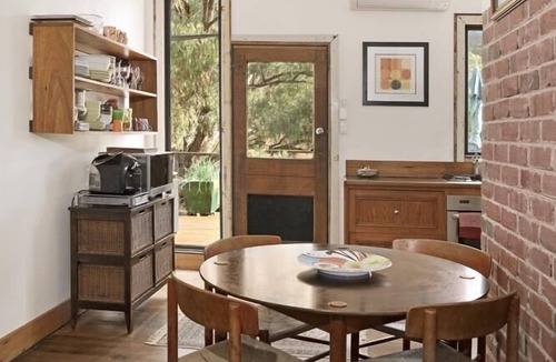 Beloka House | "The Quarters" Boutique Snowy Mountains Accommodation
