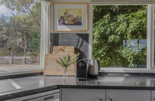 Aireys Inlet House | The Ridge House - Panoramic views!