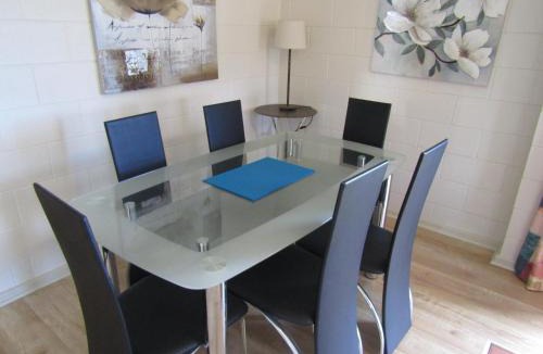Melville House | The Salty Seabreeze