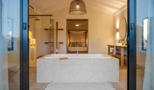 Warrenben Villa | The Sanctuary at Bayside Glamping