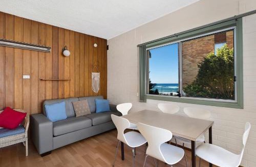 The Entrance Apartment | The Sands Apartment 6