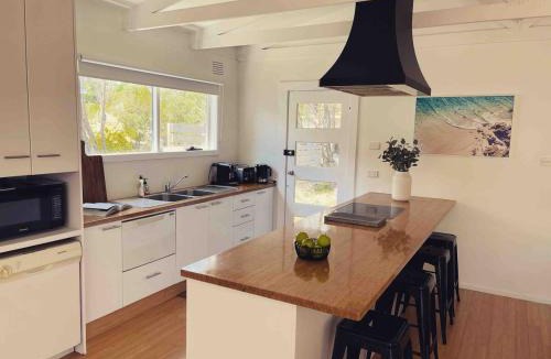 Sandy Point House | The Sandy Retreat
