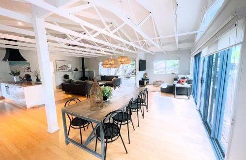 Sandy Point House | The Sandy Retreat