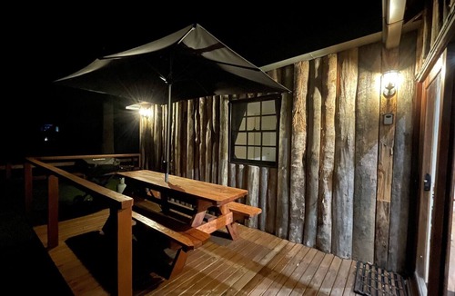 St. Albans Cabin | The Shack | Charming Heritage Cabin in St Albans is a Home Away From Home