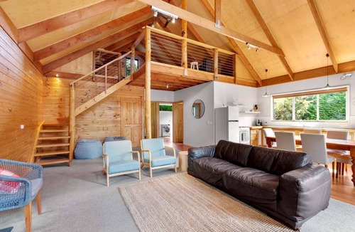 Merrijig House | The Shack - Easy Living at the Foot of Mt Buller