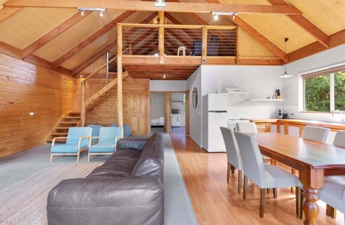 Merrijig House | The Shack - Easy Living at the Foot of Mt Buller