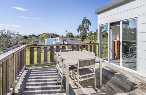 Adventure Bay House | The Shack on Francis