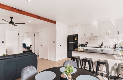 South Evans Head House | The Shack & Poplar Villa - 15-17 Park Street