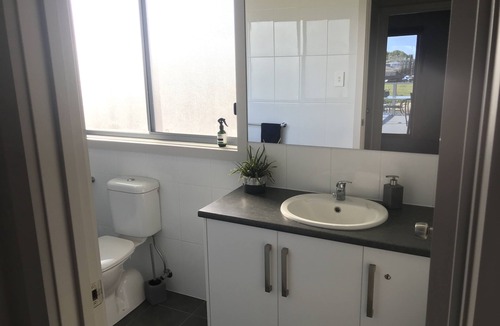 Seymour House | The Shack - Wellington Marina