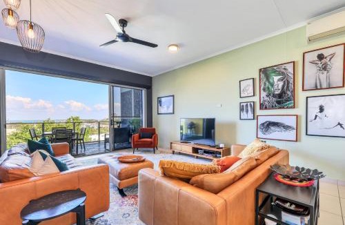 Stuart Park Apartment | The Skyline Lookout Pool, BBQ, FREE parking