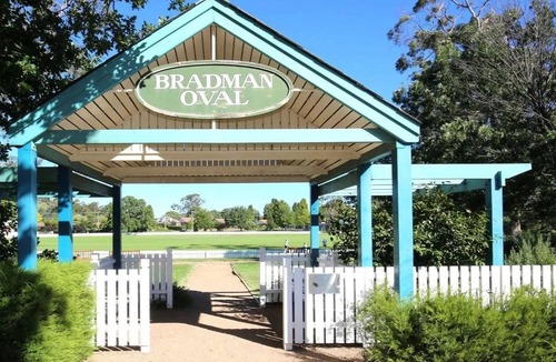 East Bowral House | The Square – for family fun and games!