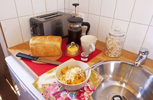 White Gums RV Rental | The Squeaky Windmill Boutique BnB