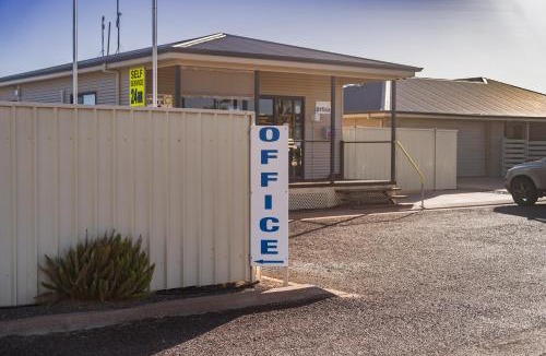 Whyalla Norrie Resort | The Sundowner Cabin & Tourist Park