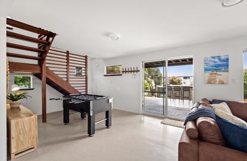 Gracetown House | The Surf Nook - Walk to Beach - Family Friendly