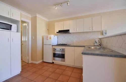 Piccadilly Hotel | The Tower Hotel Kalgoorlie
