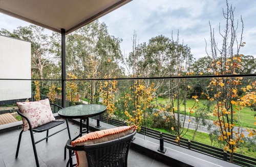 Templestowe Lower House | The Treetop Townhouse in Templestowe