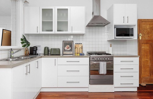 Bedford House | The Ultimate Bedford Modern Stay