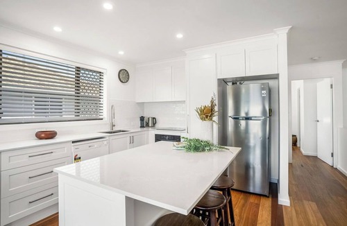 North Creek Apartment | The ultimate peaceful beachside escape for a couple or holiday makers.