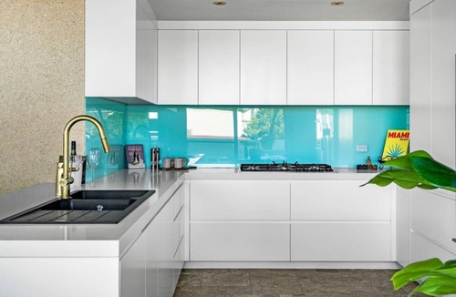 Wickham House | The Urban Resort A Mediterranean style Group Haven