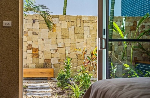 Wickham House | The Urban Resort A Mediterranean style Group Haven