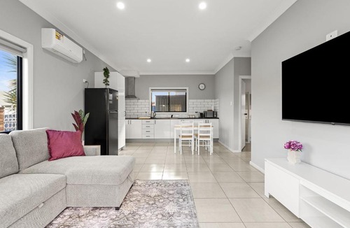Cessnock House | The Vintner's Nook in Hunter Wine Country