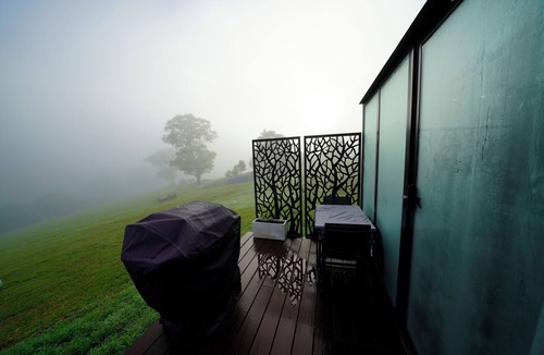 Little Hartley Apartment | The Wabe Tiny House - beautiful tiny house surrounded by beautiful countryside.