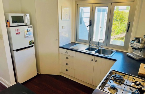 Waterhouse House | The WardRobe - WIFI- Pet Friendly Outside