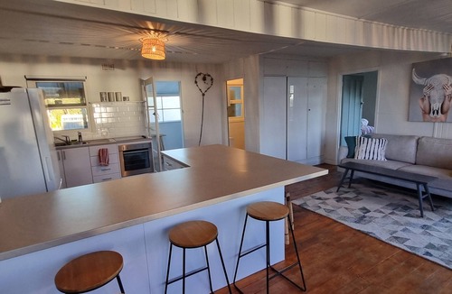 Loch Sport House | The waterfront retreat with direct access to Victoria Lake