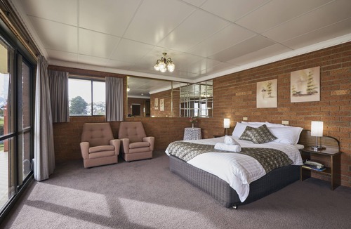 Swansea Hotel | The Waterloo Hotel