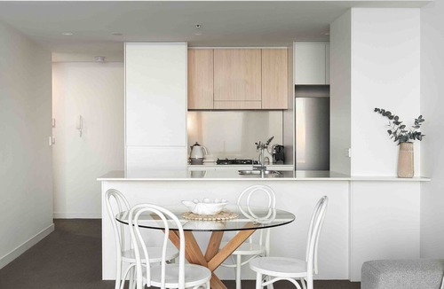 Newcastle Apartment | The Wave - 1 bed option