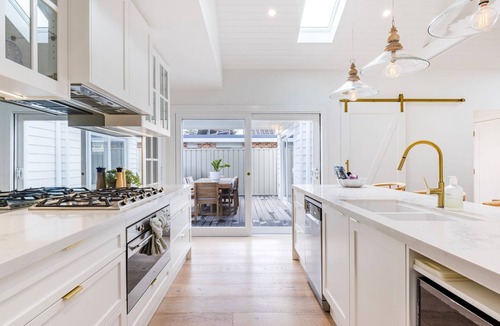 Culburra Beach House | The White House - Pet Friendly with Heated Swimming Pool