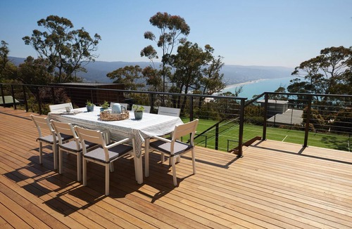 Lorne House | The White House - Lorne