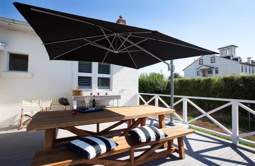 Penola House | THE WHITE HOUSE luxury villa embedded in history