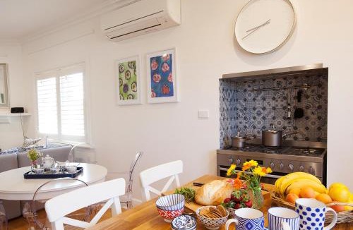 Penola House | THE WHITE HOUSE luxury villa embedded in history