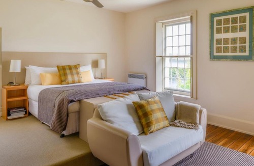 New Norfolk Hotel | The Woodbridge Waterfront Rooms