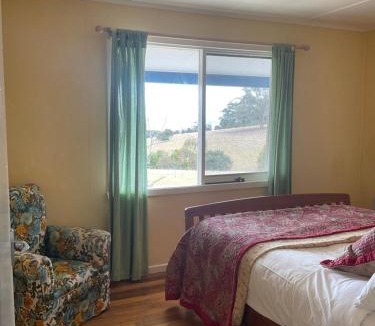 North Bruny House | The Woolshed and Farmhouse Blue, Bruny Island