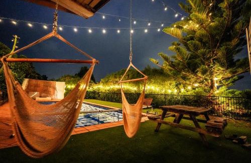 Riverside House | The Yard - Comfortable Home in Riverside