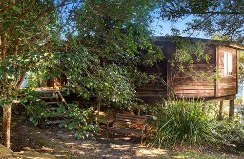 Killcare Heights House | The Yurt by HolidayCo.