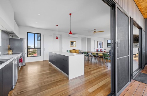 Venus Bay House | This w/end $962. Walk to beach and shops. Wifi. Dedicated games room.