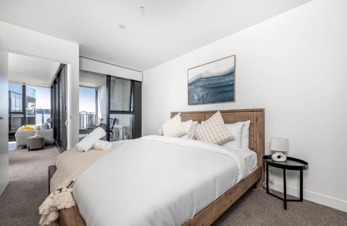 Phillip Apartment | ThLittle Luxe Phillip City Fringe Retreat
