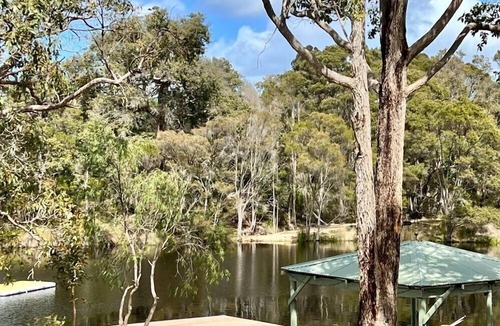 Peerabeelup House | Three-Bedroom Chalet - Spoonbill Pemberton