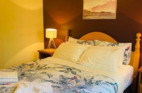 Peerabeelup House | Three-Bedroom Chalet - Spoonbill Pemberton