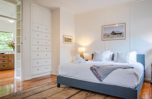 Macmasters Beach House | Three Points Cottage at MacMasters Beach