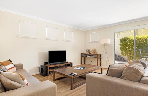 Broadwater Villa | Tides at 65 Cape View Resort