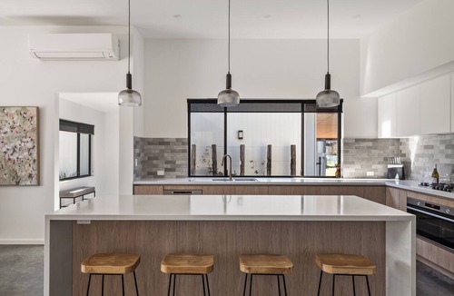 Margaret River House | Timber & Tide Retreat - Modern Margaret River Escape with Firepit