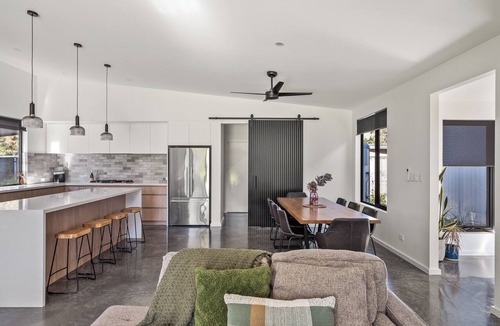 Margaret River House | Timber & Tide Retreat - Modern Margaret River Escape with Firepit