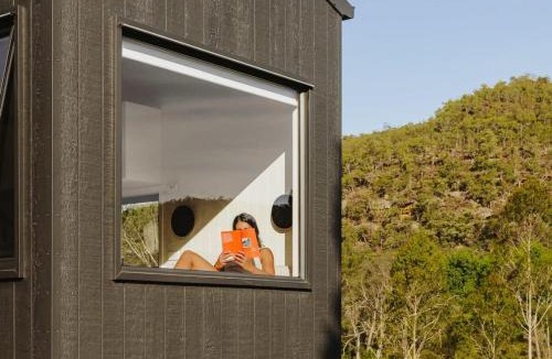 Upper Colo House | Tiny Thomas