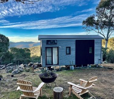 Jindabyne House | Tiny Zen - 94 Chongs Road